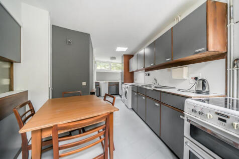 1369760-9-68f6273...