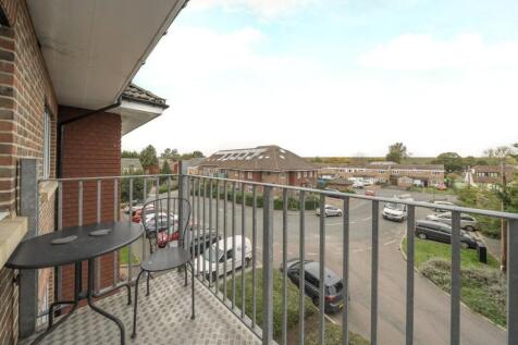 1362560-4-68e8cf0...