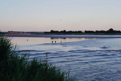 Vendors picture of the Severn Bore 