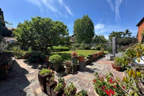 Property Image 32