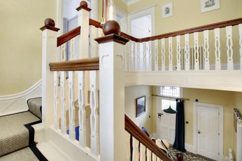 Stairs/Landing