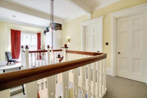 Stairs/Landing