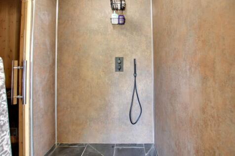Coach House