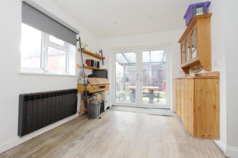 2 danebury view PH12.JPG