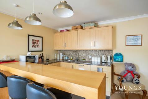 Communal Kitchen