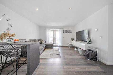 Kitchen Lounge