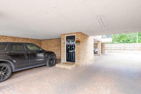 Private Entrance