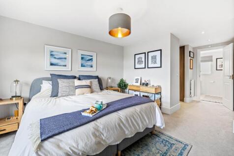 Principle bedroom