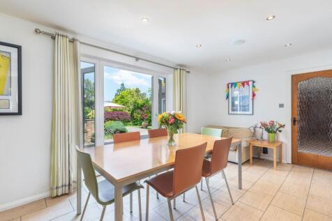 Breakfast room