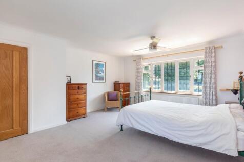 Principle bedroom