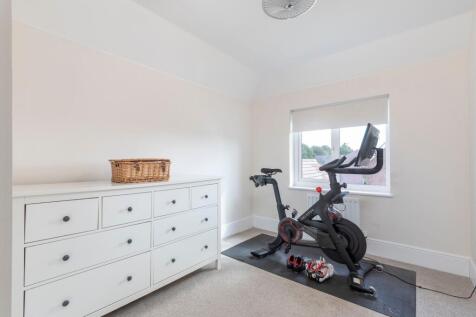 Fourth bedroom