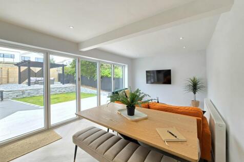 Dining/Living