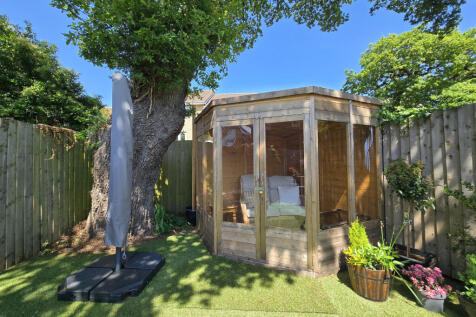 Summer house