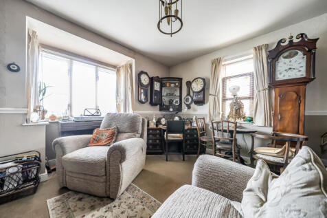 1345080-12-68adca...