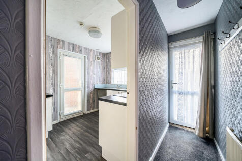 1373304-15-68fb8c...