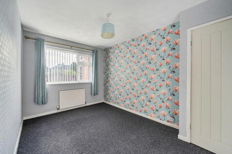 1373304-12-68fb8b...