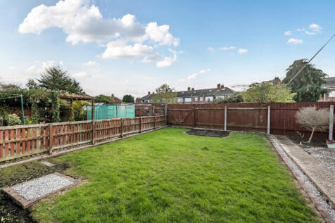 1373304-4-68fb8b4...