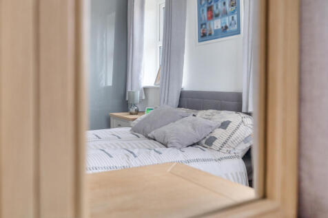 1375943-8-690a1ec...