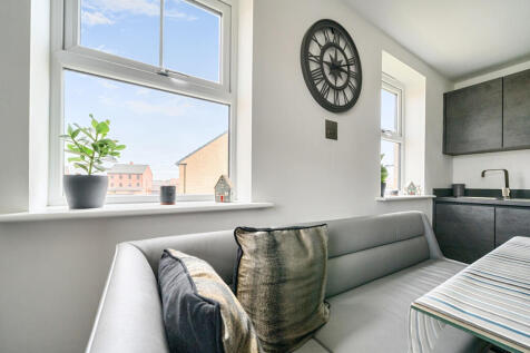 1375943-13-690a20...