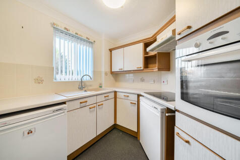 1386019-8-692ebe0...