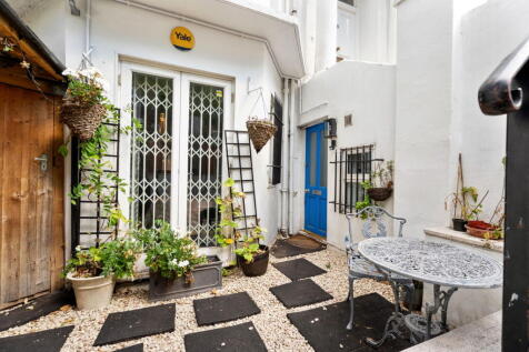 Property Image 11