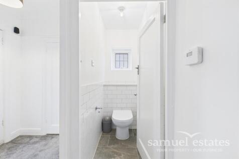 En-suite Bathroom