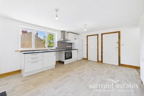 Living Room / Kitche