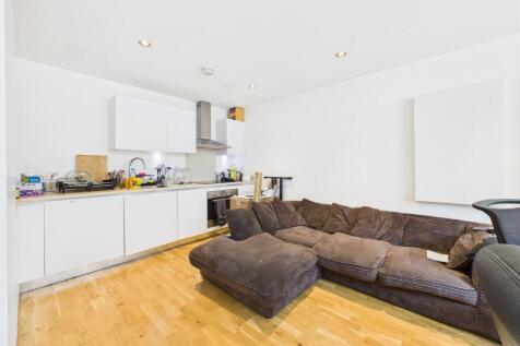 Living Room / Kitche