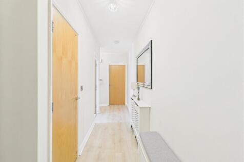 CAM02700G0-PR0322-STILL025.jpg