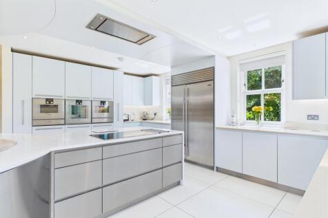 Kitchen 3.jpg