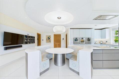 Kitchen 4.jpg