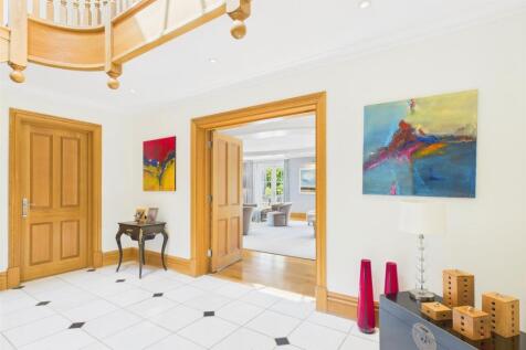 Entrance Living Room.jpg