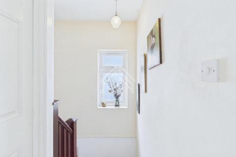 CAM02700G0-PR0318-STILL004.jpg