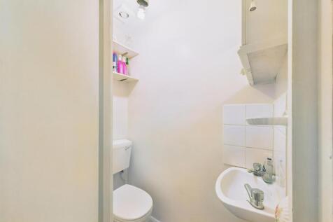 CAM02700G0-PR0346-STILL018.jpg