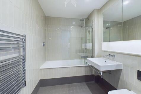 CAM02700G0-PR0176-STILL004.jpg