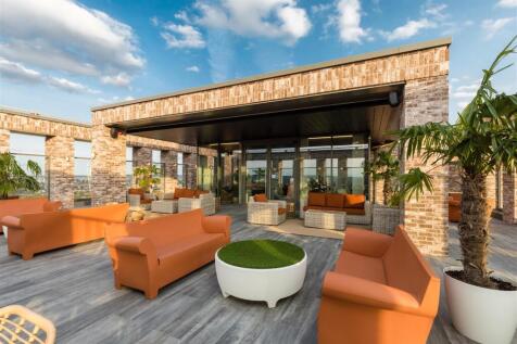 6. Canada Gardens- Rooftop.jpg