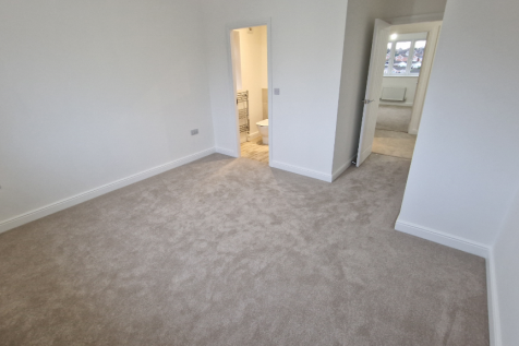 Bedroom 1 &#43; En-Suite