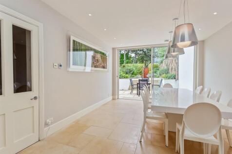 Breakfast Room
