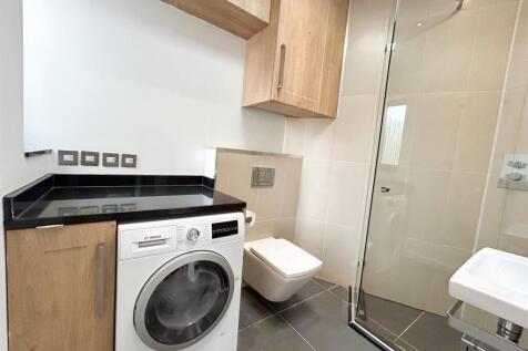Utility/Shower room