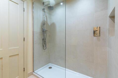 En Suite 2