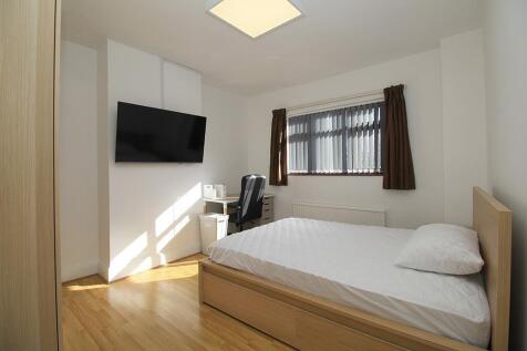 Bedroom (Main)