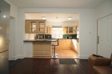 Living Area (Shared)