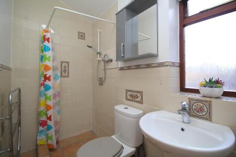 Shower Room (Shared)