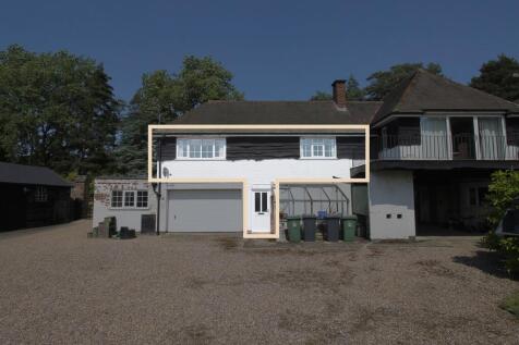 Stable Yard Flat