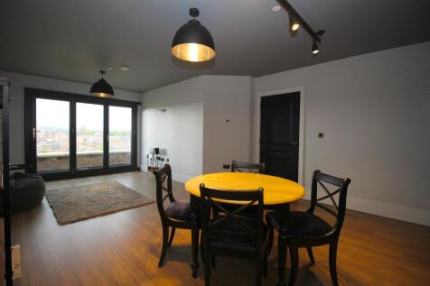 Lounge / Diner