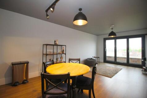 Lounge / Diner
