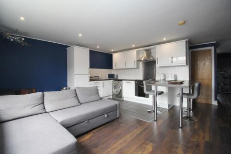 Kitchen / Lounge