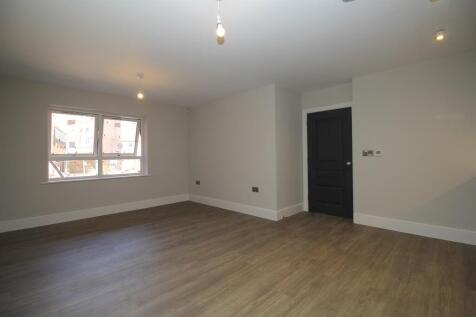 Lounge / Kitchen