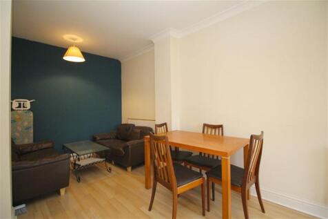 Kitchen / Lounge