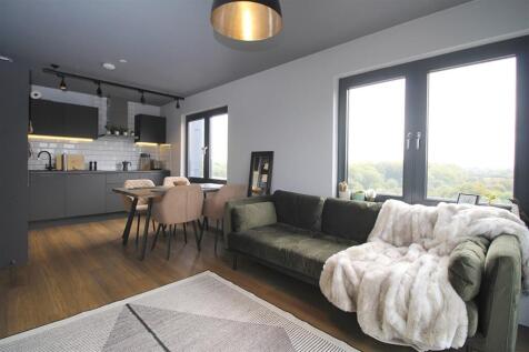 Lounge / Kitchen